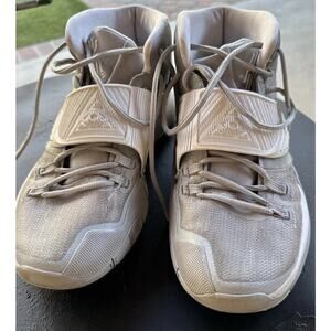 Nike Kyrie 6 Team Wolf Grey 2020 Basketball Sneakers Men's Size 11.5 CW4142-003